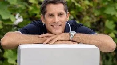 Oeufs bon marché, poules exploitées