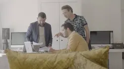 A bout de course, les chauffeurs français contre Uber