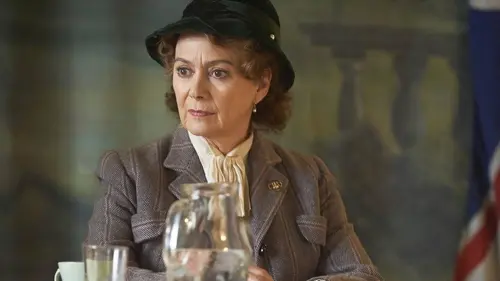 A chacun(e) sa guerre E01