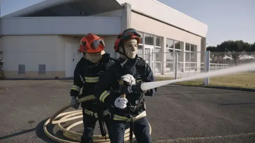 A l'école des pompiers A fond la lance !