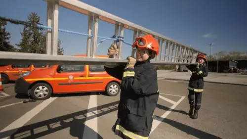 A l'école des pompiers Tenir la cadence
