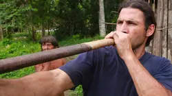 A l'épreuve d'une tribu Les maîtres de la forêt