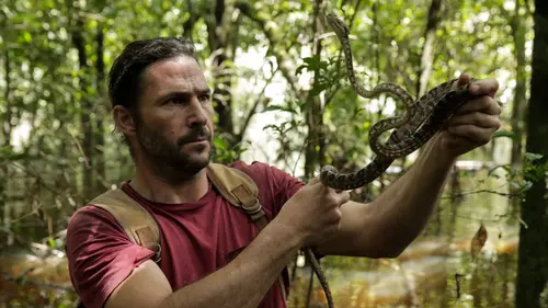 A l'épreuve d'une tribu : Amazonie Jungle empoisonnée