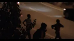 A l'ombre des collines