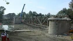 A la casse Démolition du pont de Piacenza