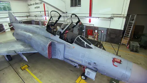 A la casse Le F4 phantom