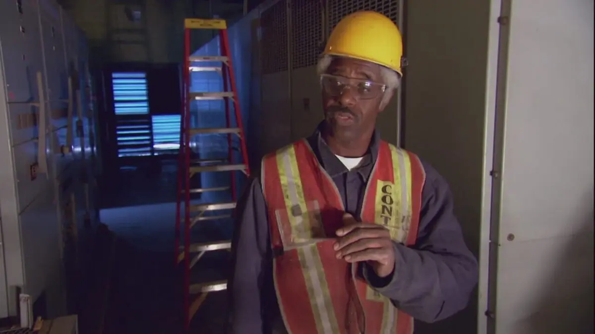 A la casse Démolition d'une prison