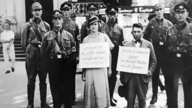 A la table des nazis