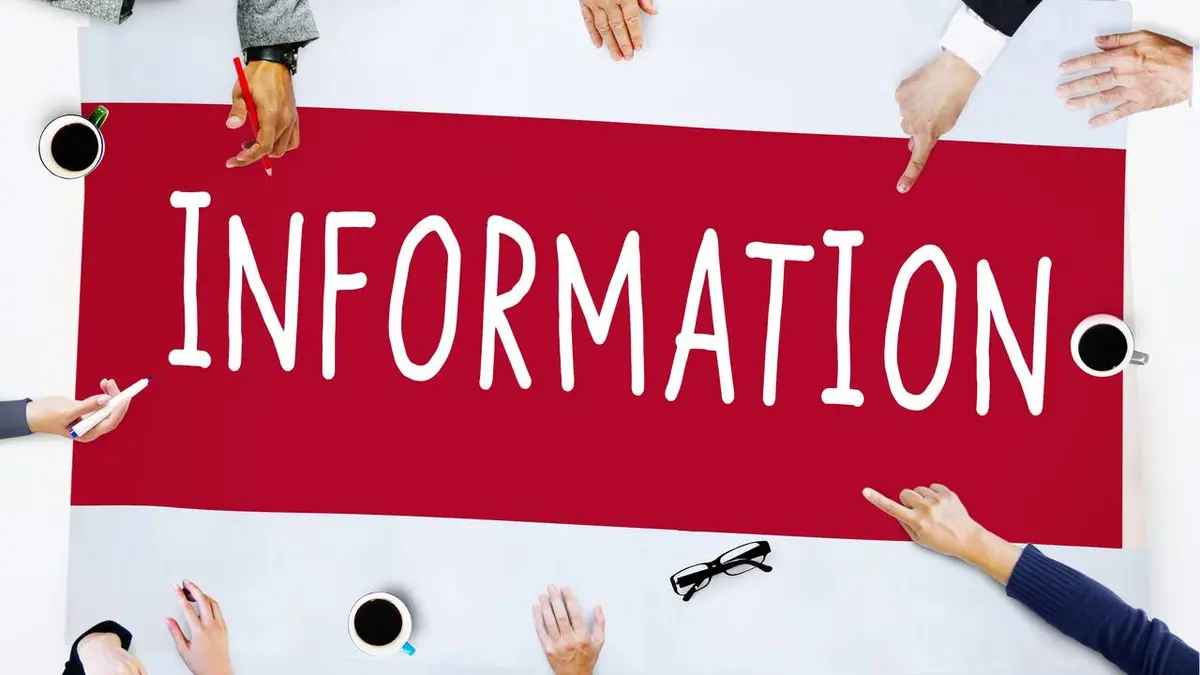 A travers les nuages