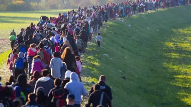 Replay du programme A Vienne, les migrantes s'entraident