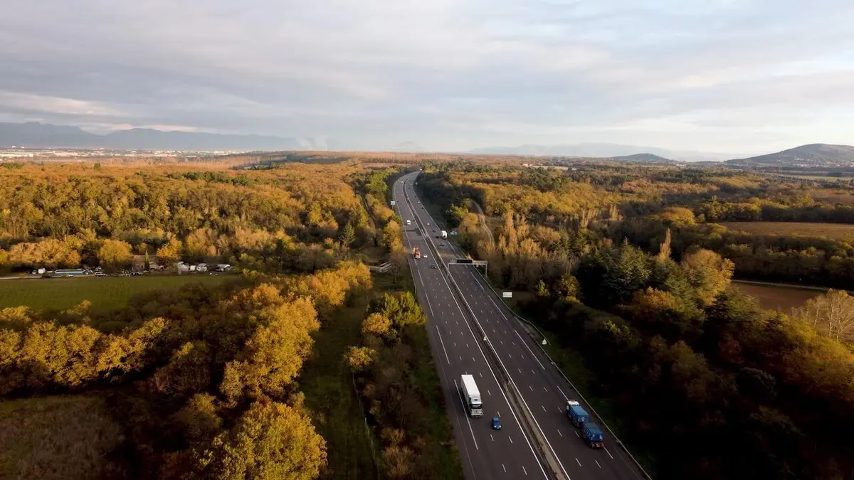 Visuel de A6-A7 : ces autoroutes qui ont changé la France