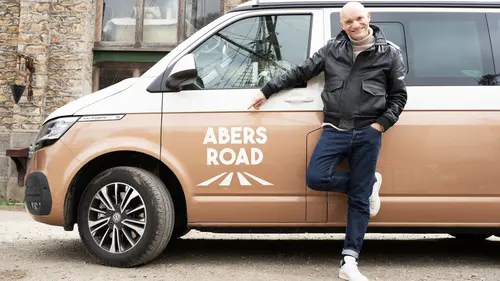 Abers Road S01E03 Raphaël sur l'île de Bréhat