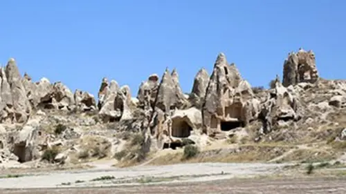 Accès 360° S01E06 La Cappadoce