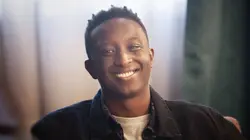 Access S01E10 Le sketch du burger