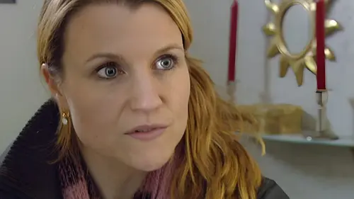 Achter Gesloten Deuren Uitgekleed