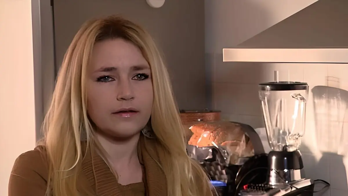 Achter Gesloten Deuren Femme fatale