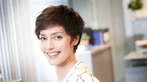 Adèle S01E01 Episode 1