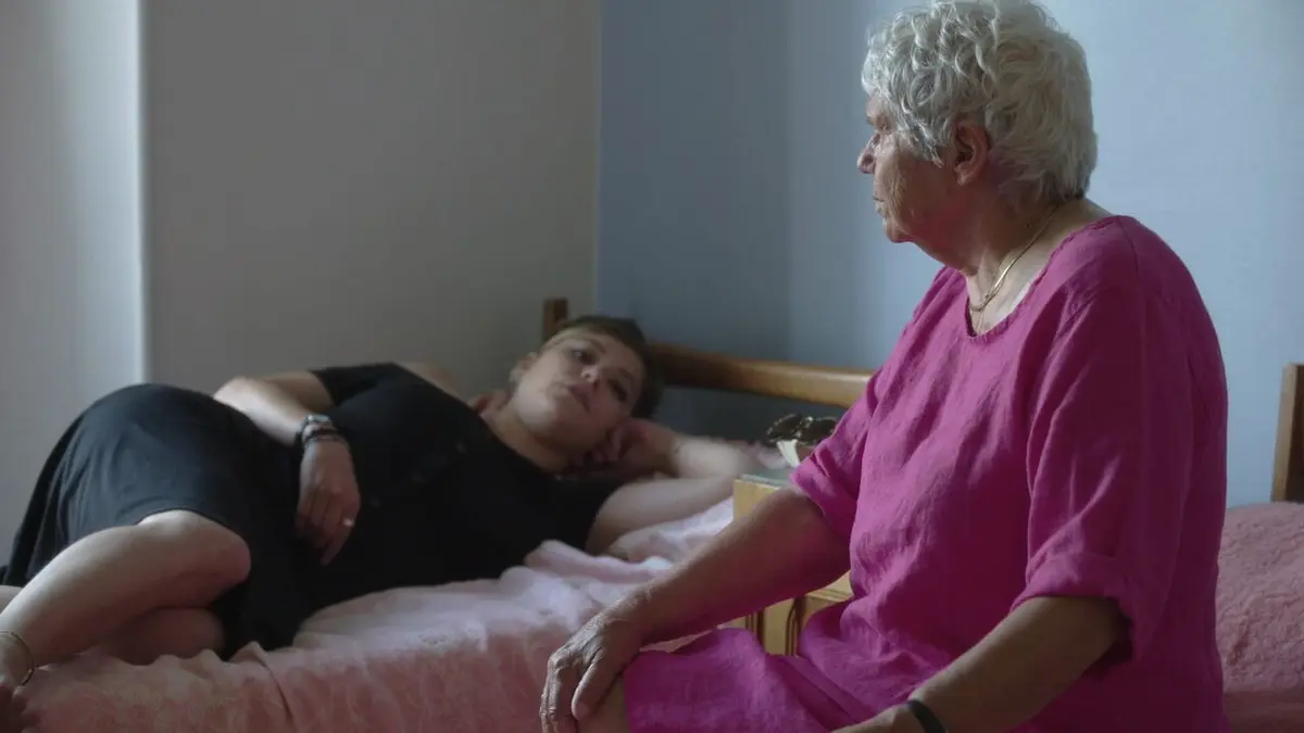 Adolescentes sous contrôle