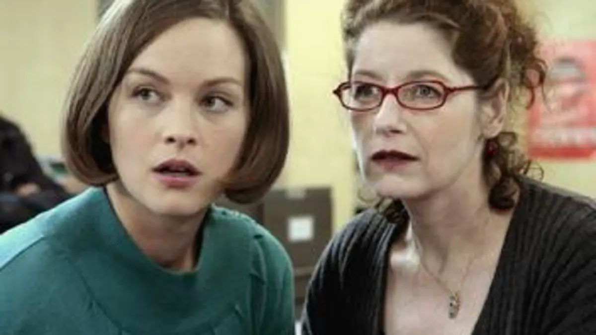 Adresse inconnue S02E03 Une amie de la famille