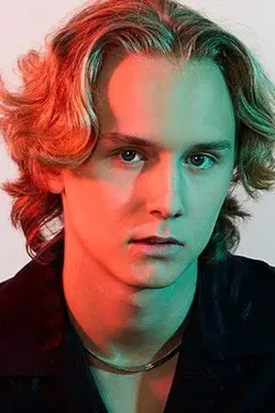 Photo Adrian Macéus