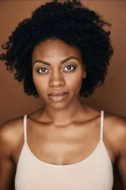 Photo Adrienne Walker