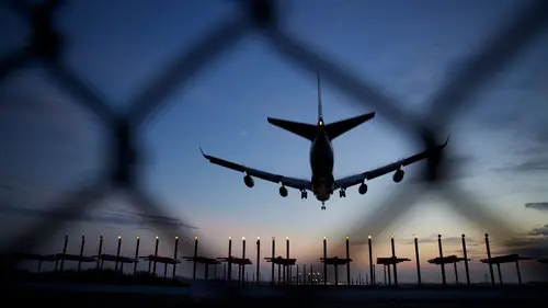 Aéroport JFK : Pris en flag ! Courier to Kingpin