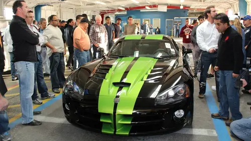 Affaires qui roulent S01E10 Pole position