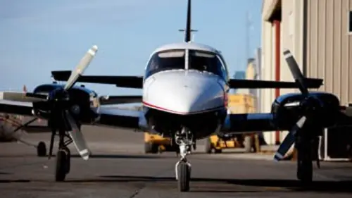 Air Alaska S02E09 Rupture / Brume épaisse