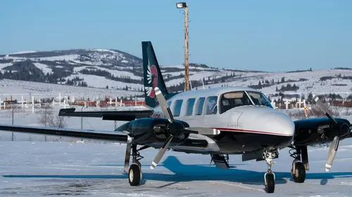 Air Alaska S03E06 Silence radio