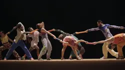 Akzak : danser sur les frontières