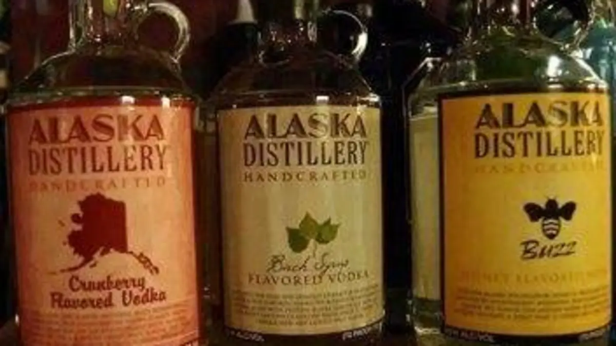 Alaska S01E08 Vodka au caribou