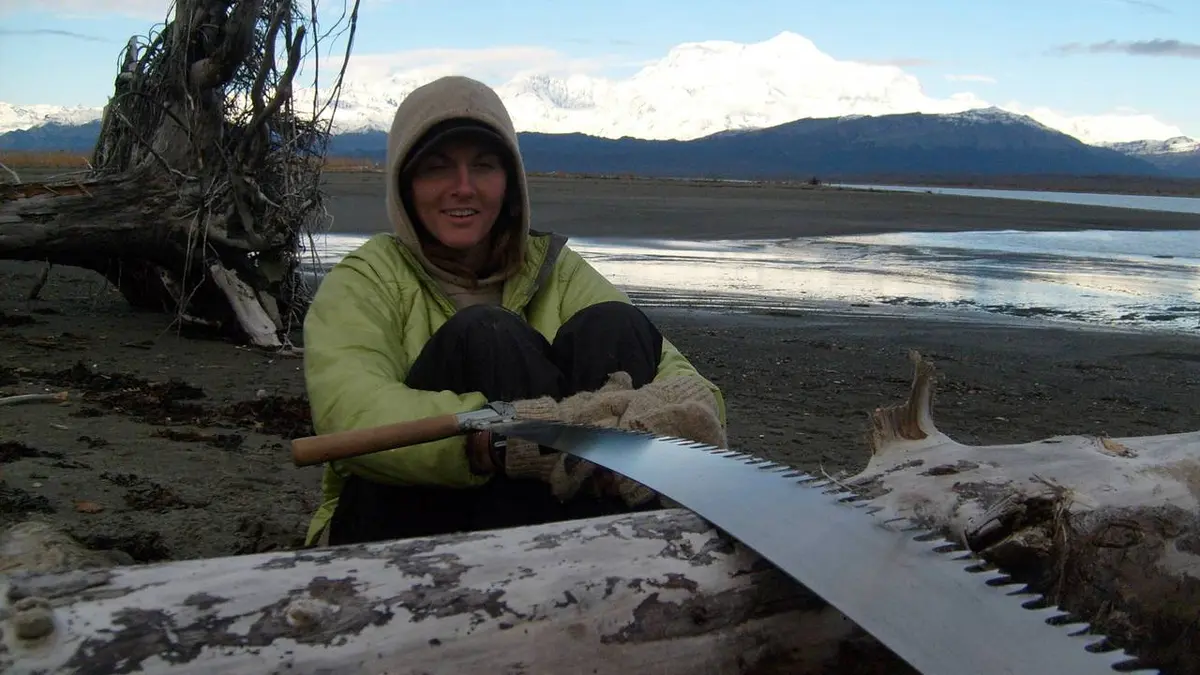 Alaska : La dernière frontière S01E02 Mettre de l'huile sur le feu