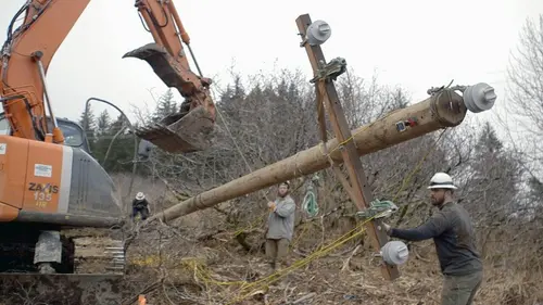 Alaska : les électriciens de l'extrême S01E06 Une blessure inquiétante