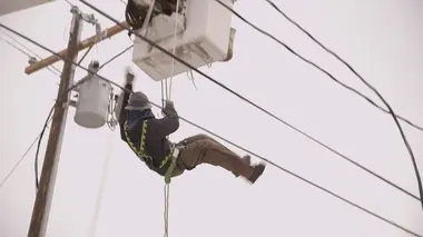 Alaska : les électriciens de l'extrême S01E04 Nouvelle invention