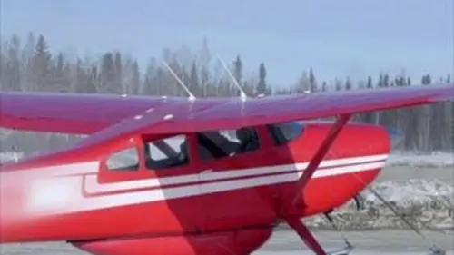 Alaska Mega Machines E06 Aéroport de glace