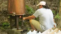 Alcool de contrebande  S05E02 Besoin d'un remontant