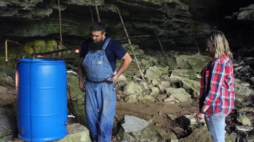 Alcool de contrebande S08E05 Plan B