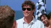 Simon McKay dans Alerte à Malibu S05E06 Mon père est un héros (1994)