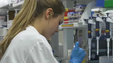 Alerte au virus Ebola E01