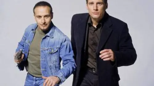 Alerte Cobra, un duo explosif S21E01 Tourner la page