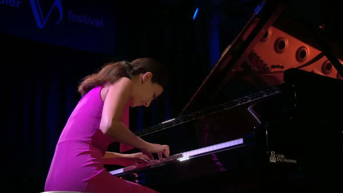 Alexandra Dovgan: Bach, Brahms