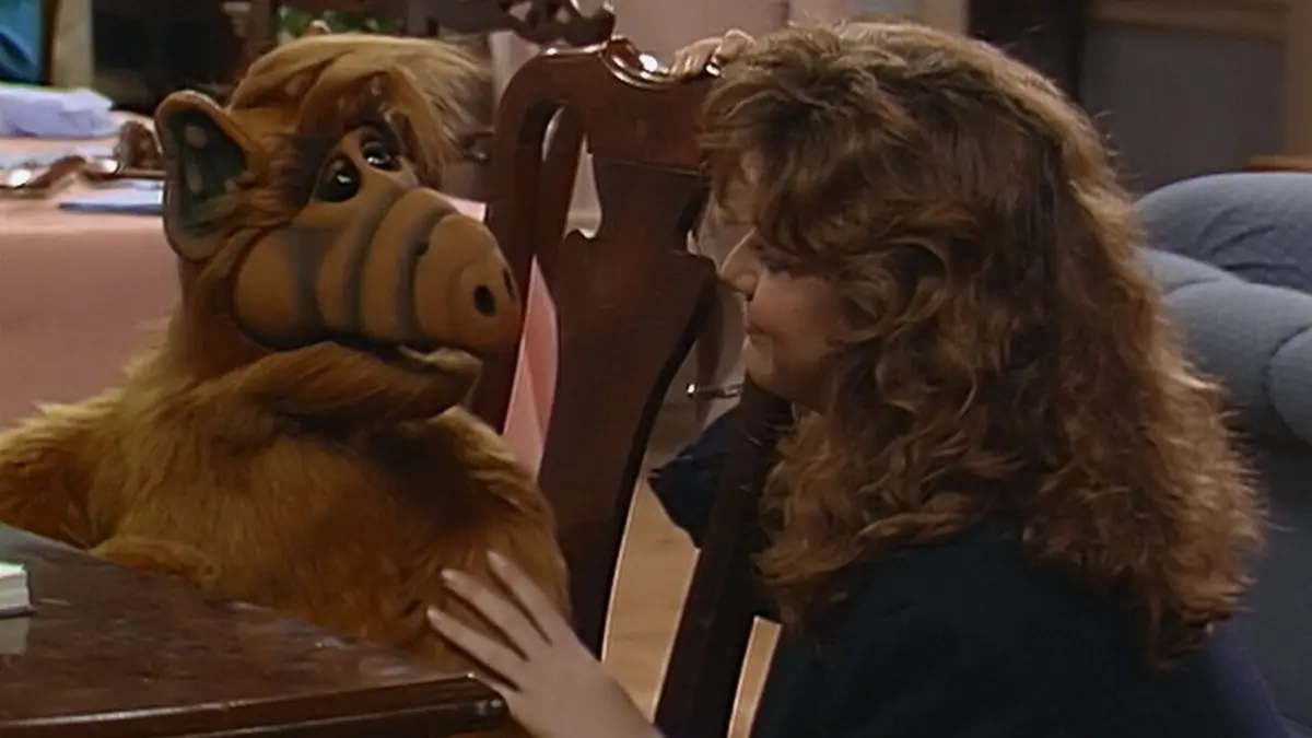 Alf S02E25 Une grande famille