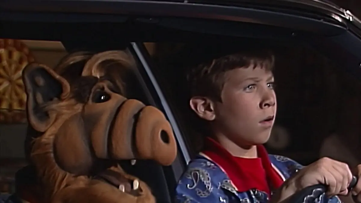 Alf S03E01 Arrêtez au nom de l'amour