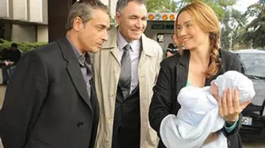 Alice Nevers, le juge est une femme S08E06 Par amour