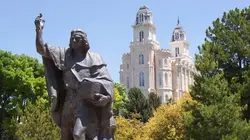 Alien Theory S05E02 Prophètes et prophéties