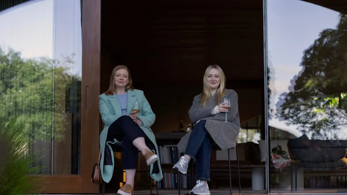 Visuel de All Her Fault S01E08