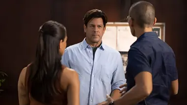 Almost Paradise S02E07 Les jeux sont faits