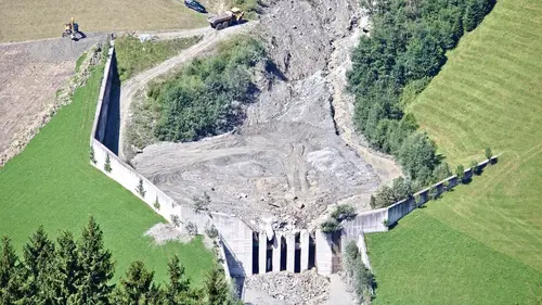 Alpes : sous la menace des coulées de boue