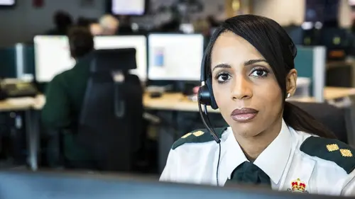 Ambulance UK S04E05