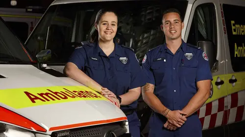Ambulance Australia S02E06 Heatwave